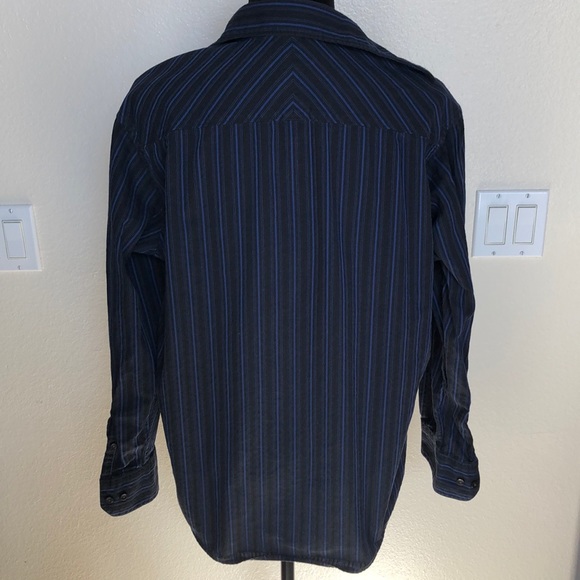 Men's Axcess Button Down Collar Dress Shirt - Picture 2 of 7